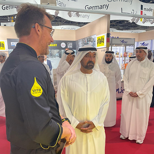 His Highness Sheikh Ahmed bin Saeed Al Maktoum at the VITO booth with CEO of the VITO AG Andreas Schmidt